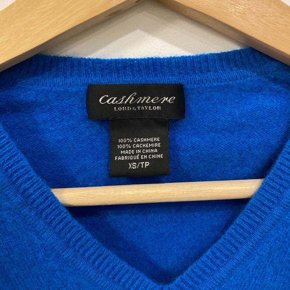 Lord and Taylor cashmere sweater - Picture 4 of 4